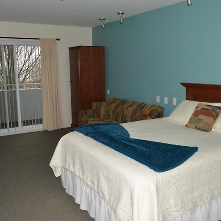 Auberge La Courtepointe Petite-Riviere-Saint-Francois Eksteriør billede