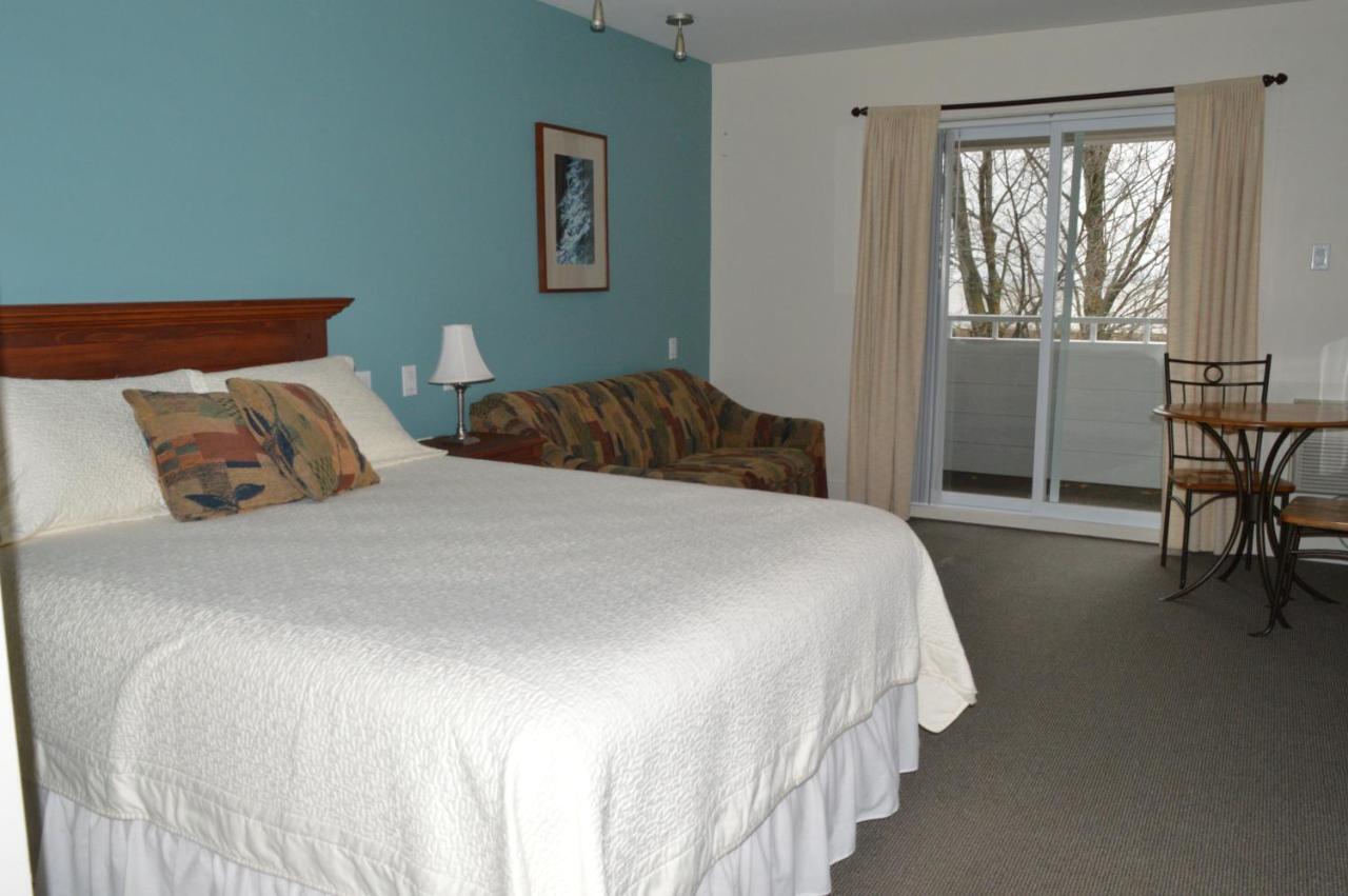 Auberge La Courtepointe Petite-Riviere-Saint-Francois Eksteriør billede